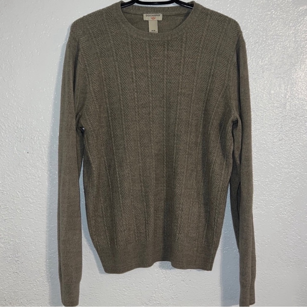 CREWNECK SWEATER